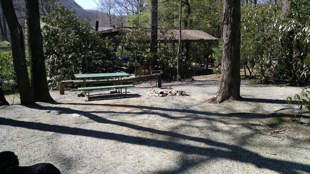 Linville Falls Campground, Rv Park, And Cabins Kültér fotó