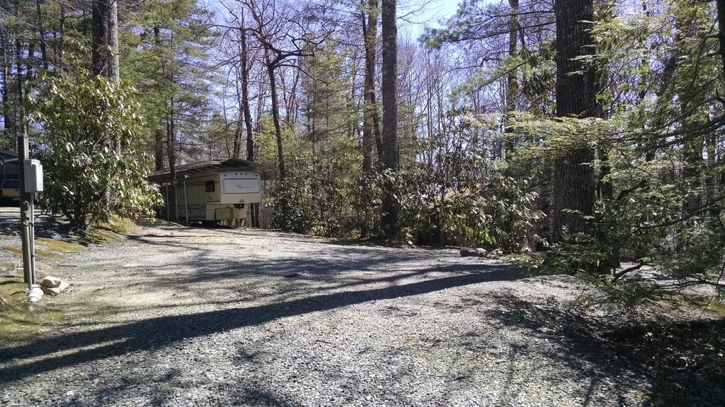 Linville Falls Campground, Rv Park, And Cabins Kültér fotó