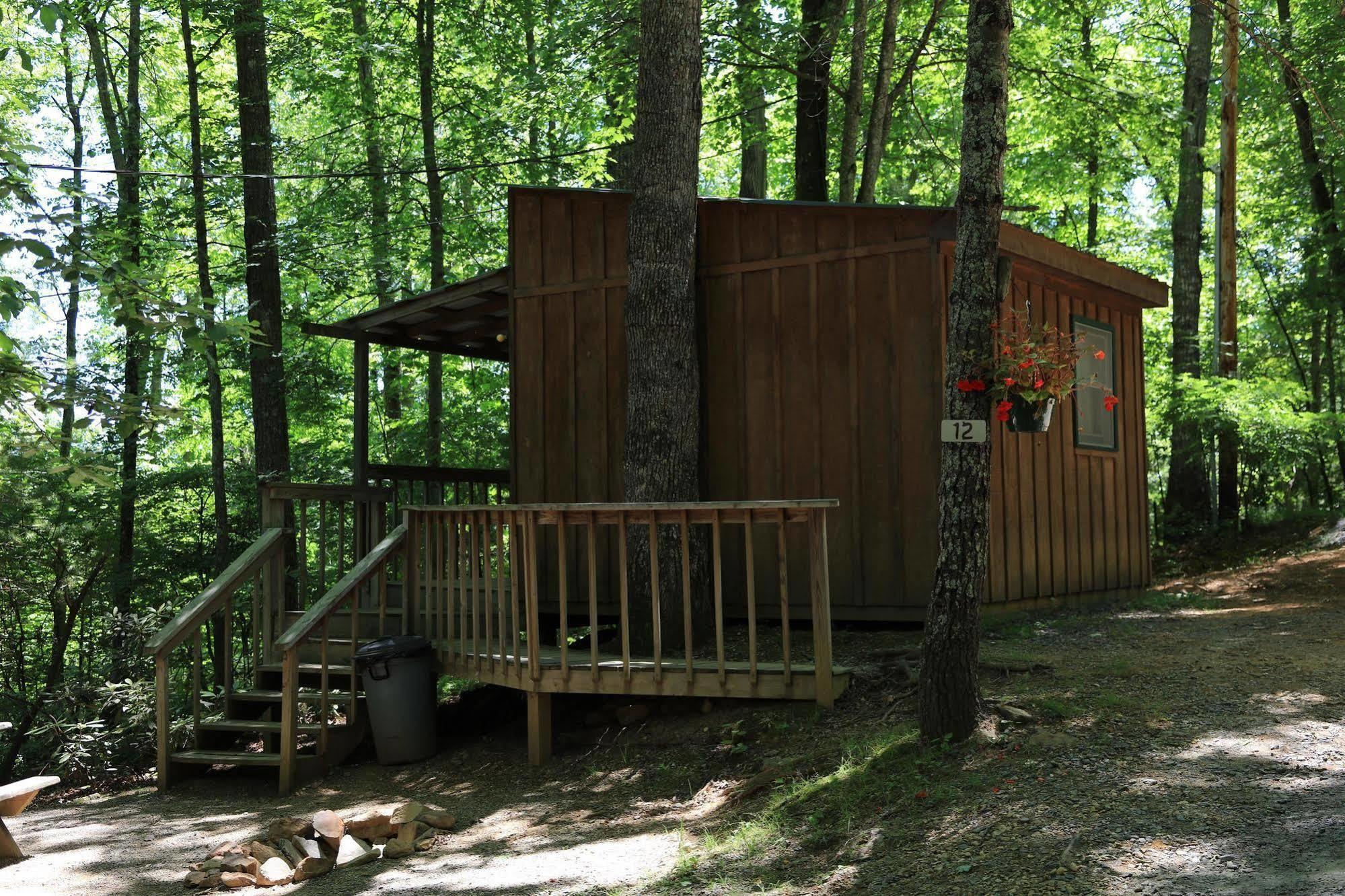 Linville Falls Campground, Rv Park, And Cabins Kültér fotó