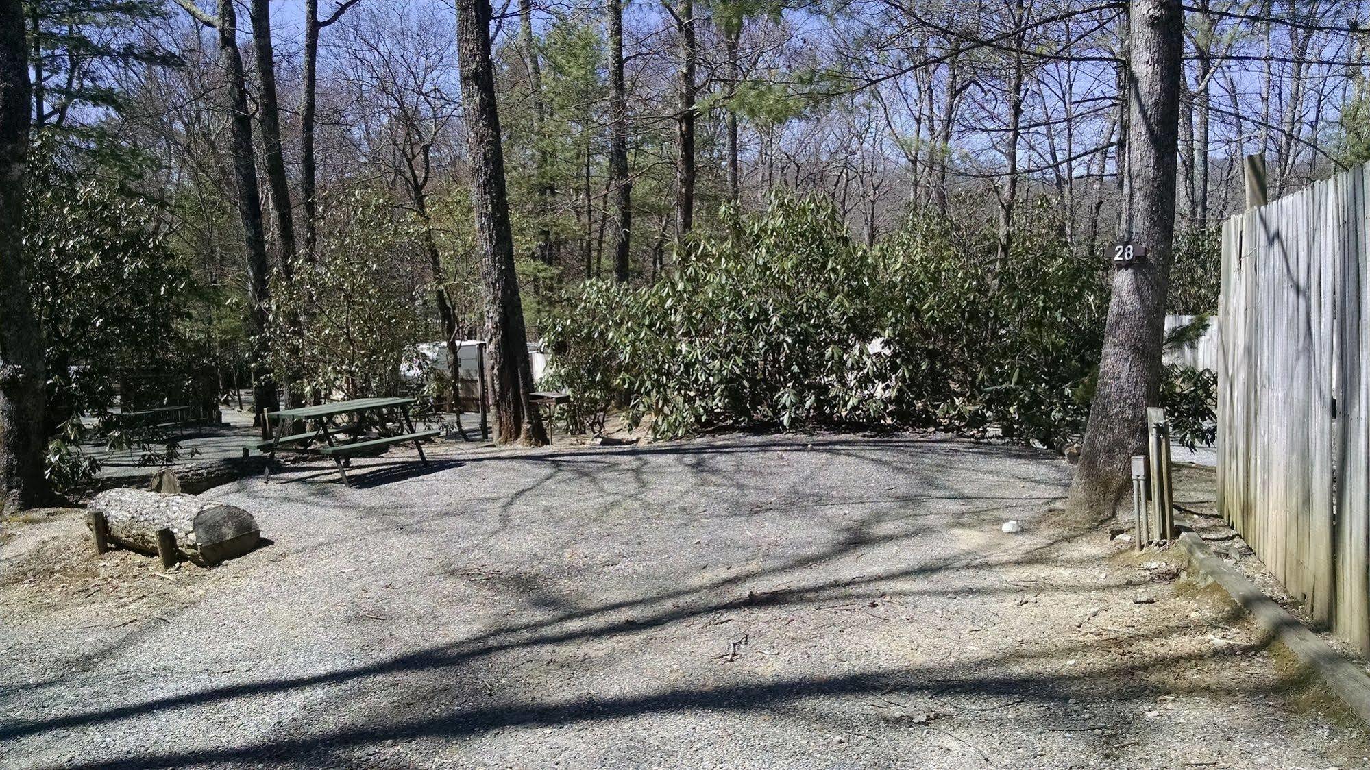 Linville Falls Campground, Rv Park, And Cabins Kültér fotó