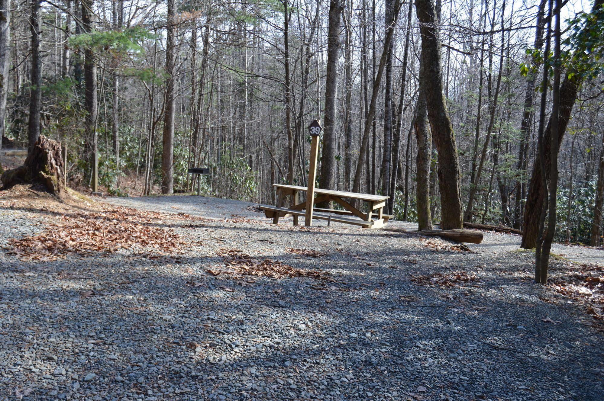 Linville Falls Campground, Rv Park, And Cabins Kültér fotó