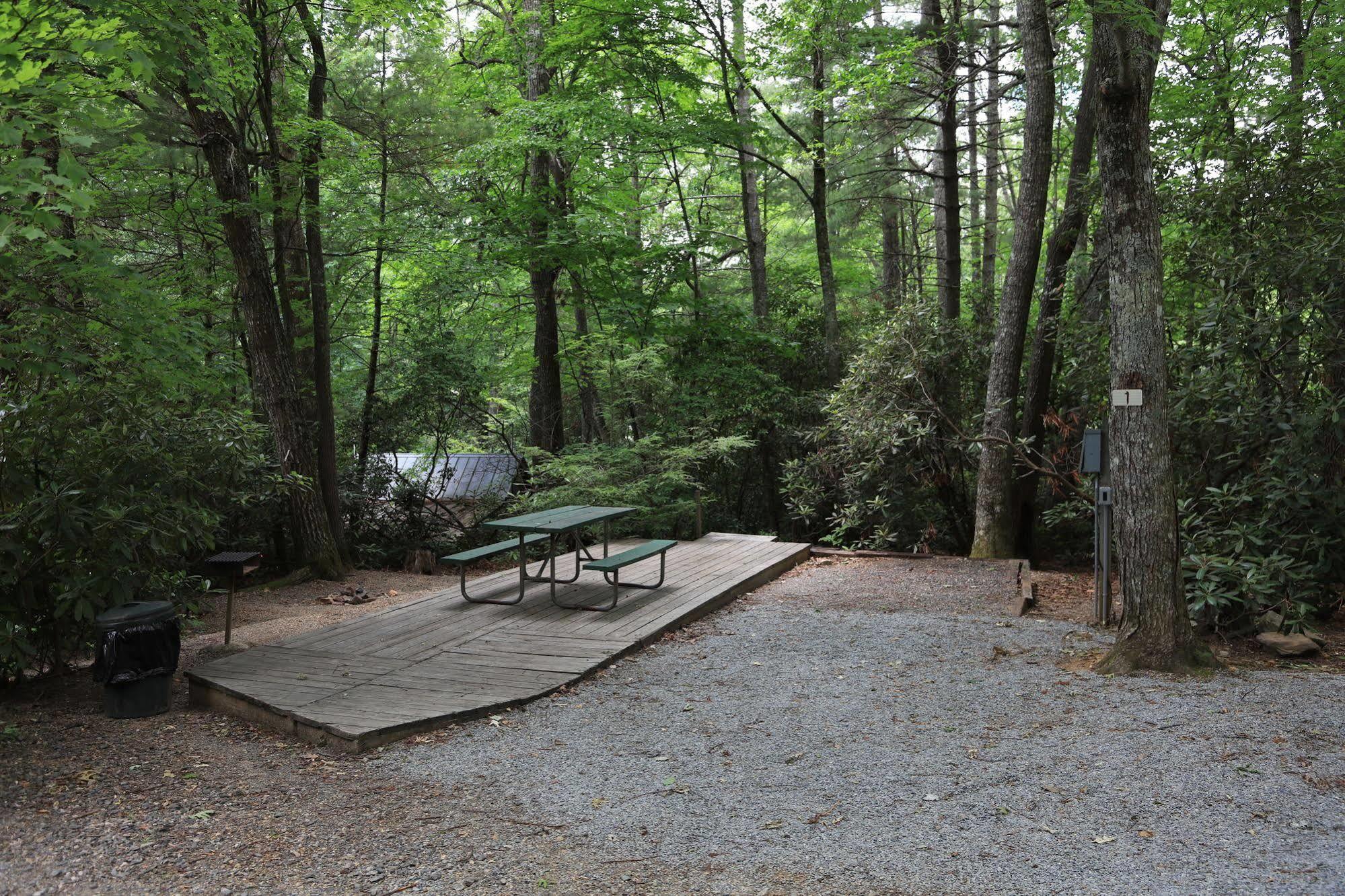 Linville Falls Campground, Rv Park, And Cabins Kültér fotó
